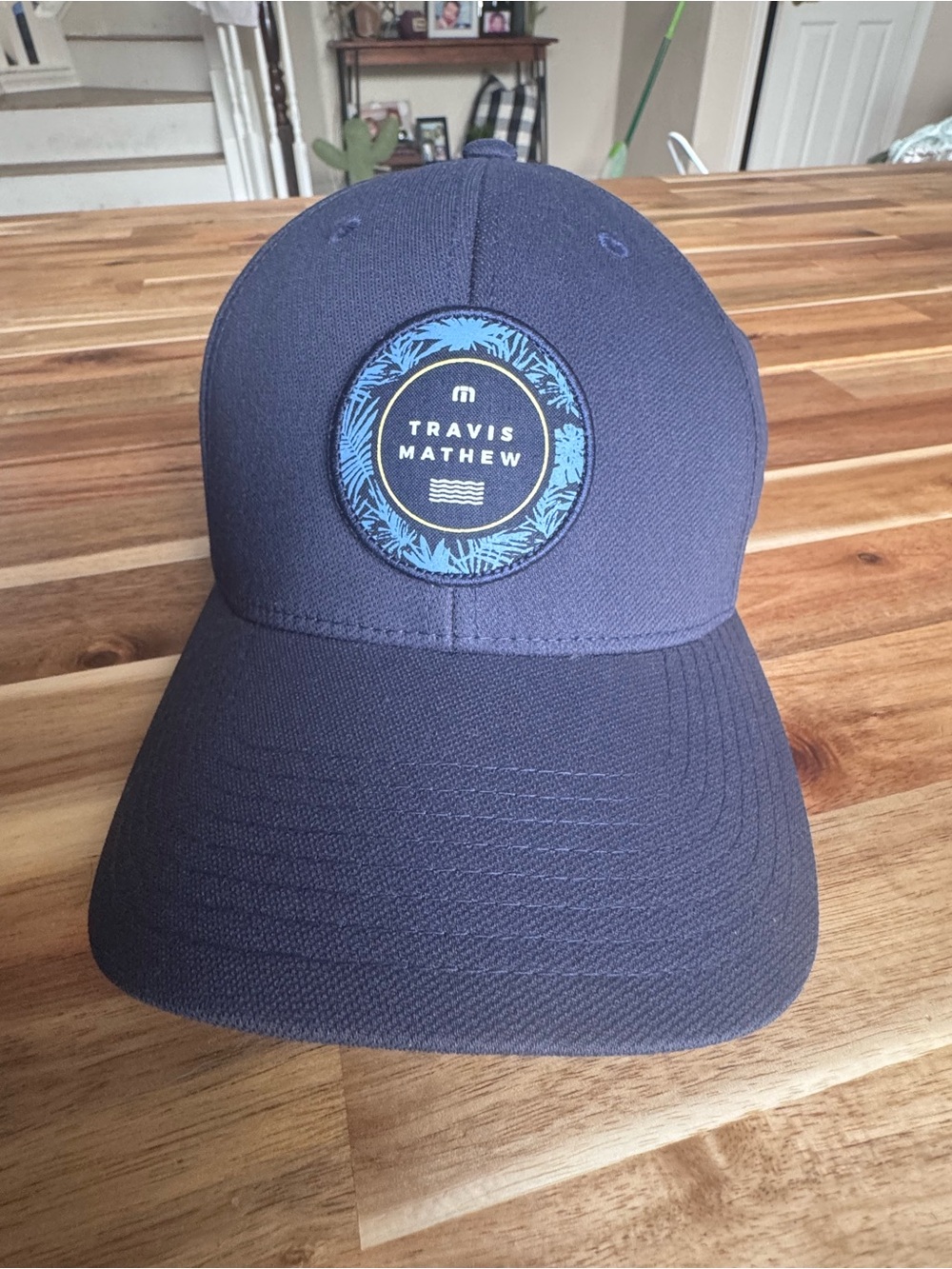 TRAVIS MATHEW golf hat size s-m,  mens blue hat new without tags